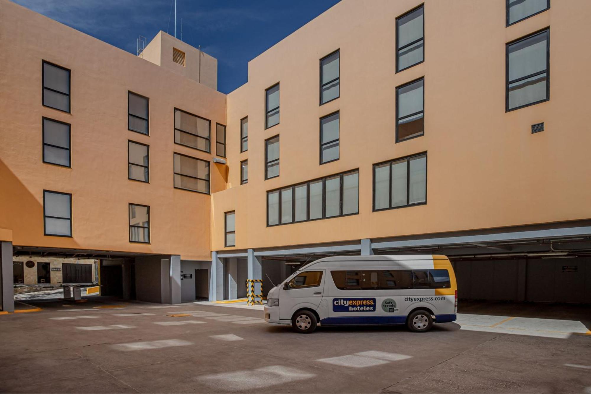 City Express By Marriott Oaxaca Exteriör bild
