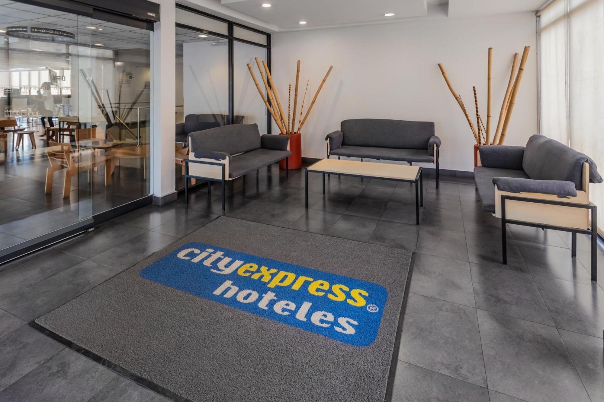 City Express By Marriott Oaxaca Exteriör bild